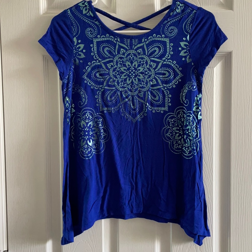 Gorgeous Justice Mandela sharkbite shirt